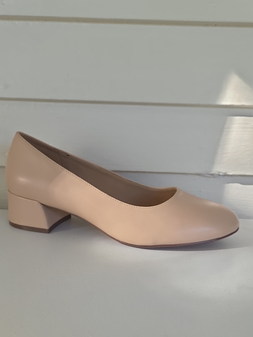 Journee Collection Saarii Classic Nude Women's Block Heel Pump Size 11